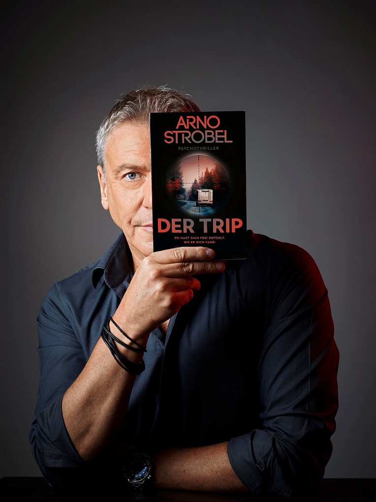 Bestsellerautor Arno Strobel stellt neuen Thriller „Der Trip“ in Klausen vor