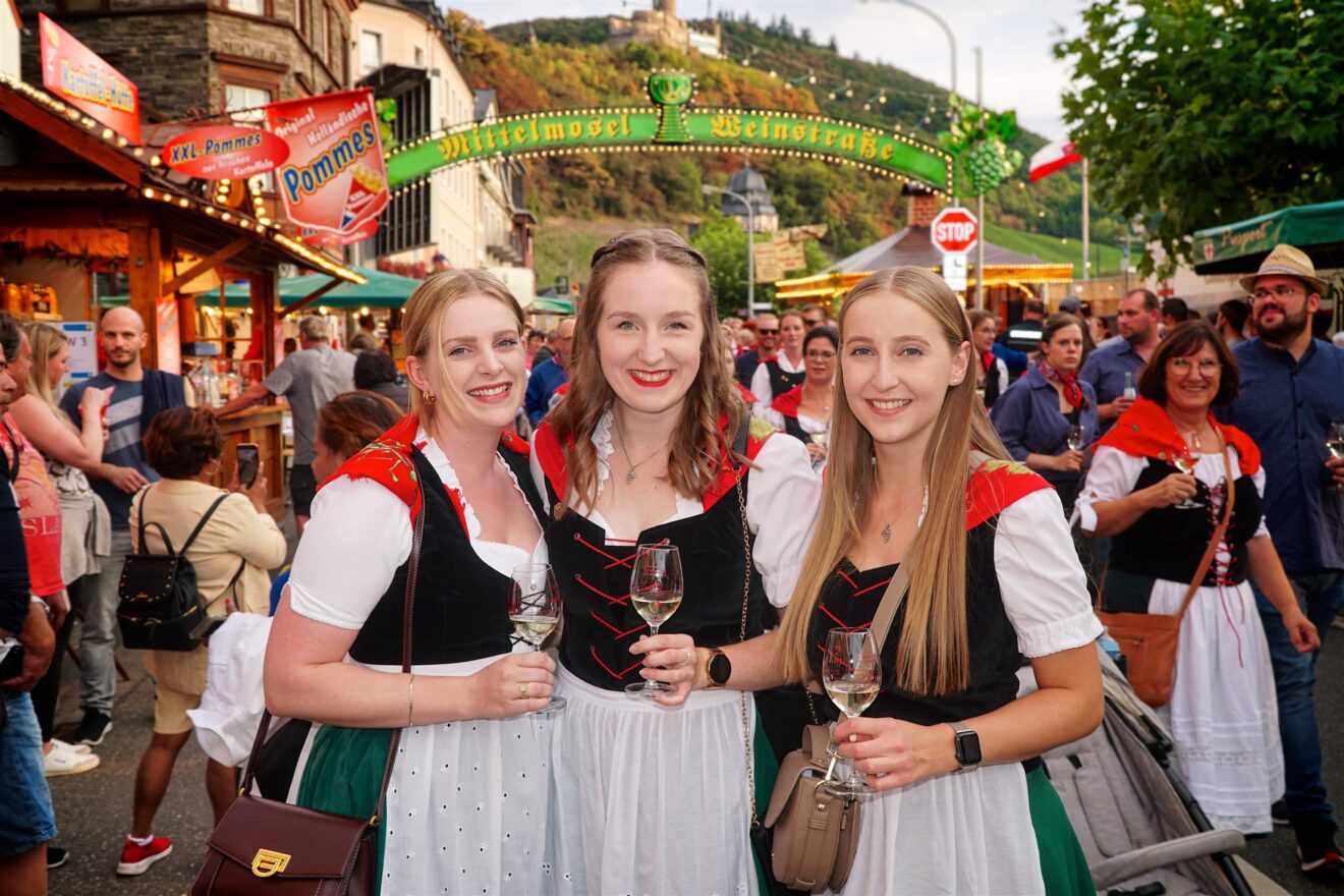 Der neue „Weinfest der Mittelmosel＂-Flyer ist da!