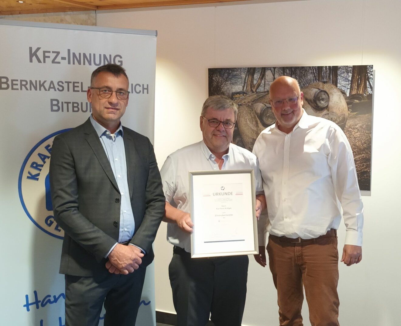 Karl Hans Kröfges zum Ehrenobermeister ernannt